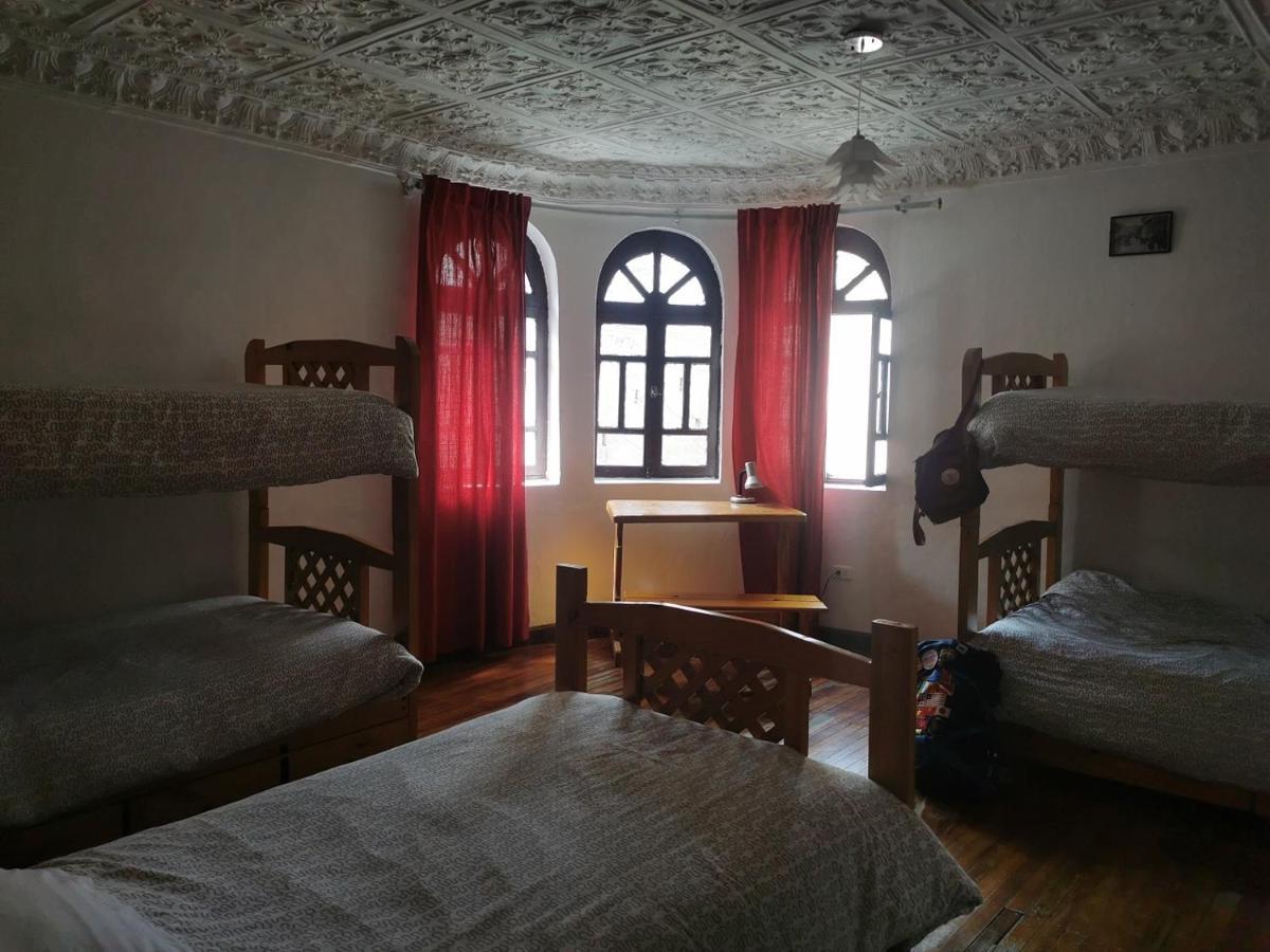 Hostel Revolution Quito Luaran gambar