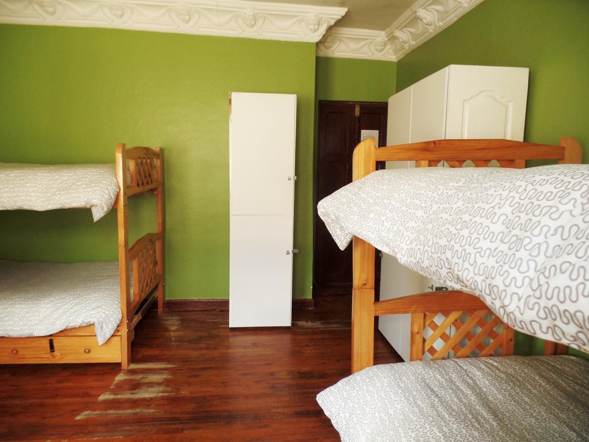 Hostel Revolution Quito Luaran gambar